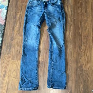 Guess starlet straight leg jeans nwot